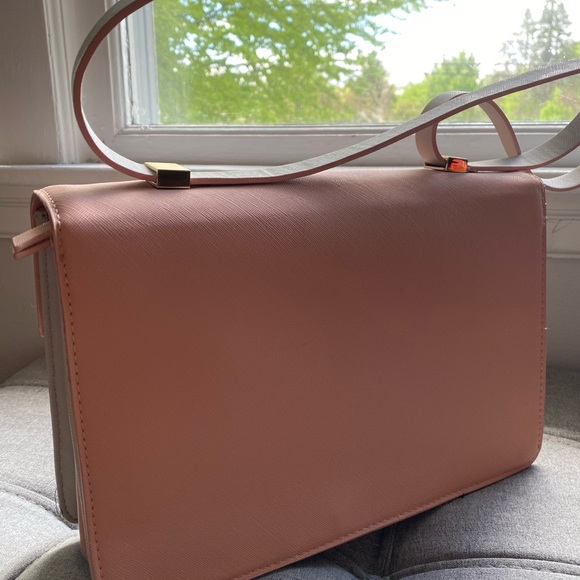 Handbag - Picture 3 of 5